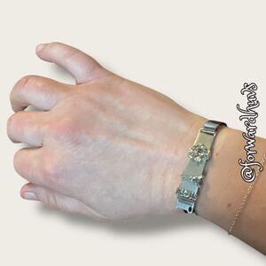 Keep Collective Hinge Bracelet – Customizable and Meaningful